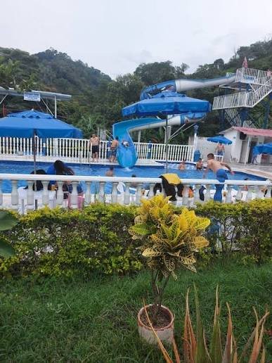 Finca El Encanto – Mesitas del Colegio