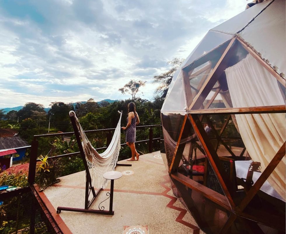 Glamping Realismo Mágico