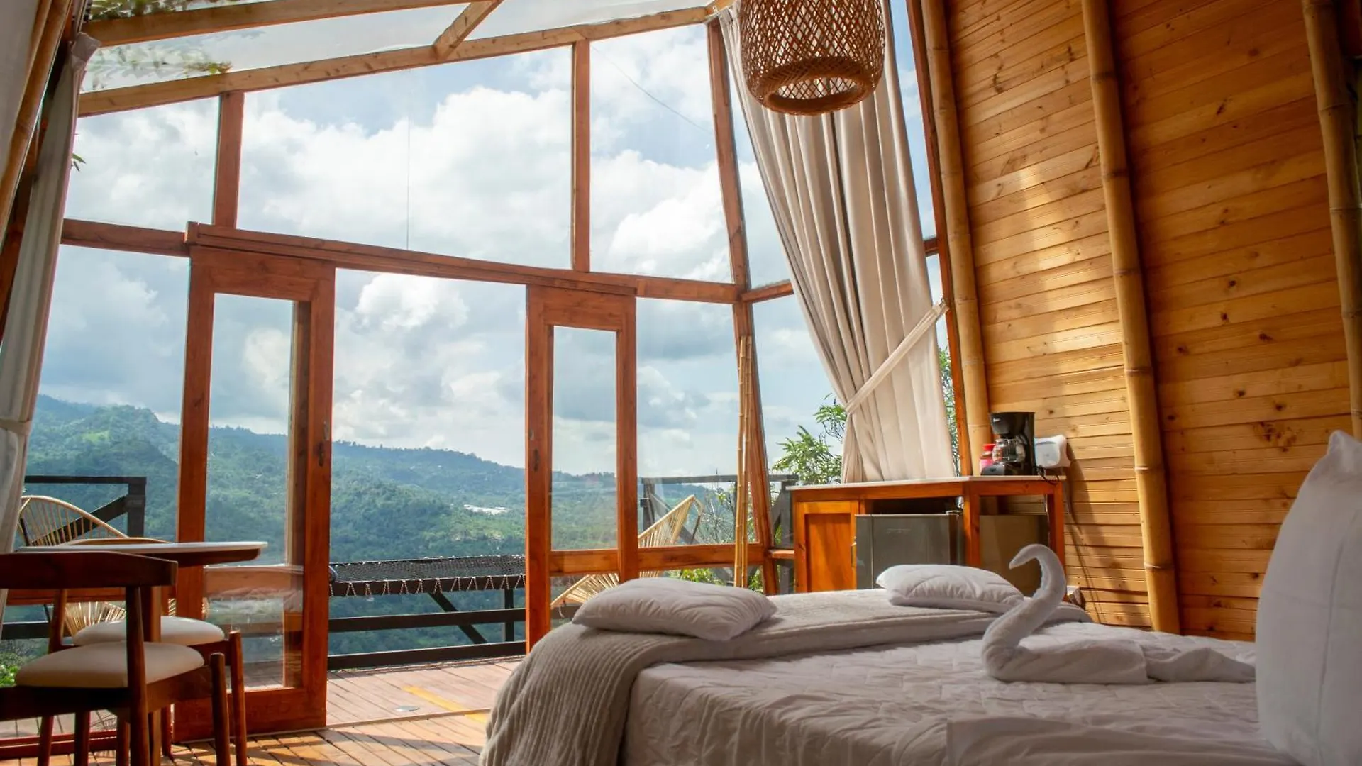 NaturalMENTE Glamping